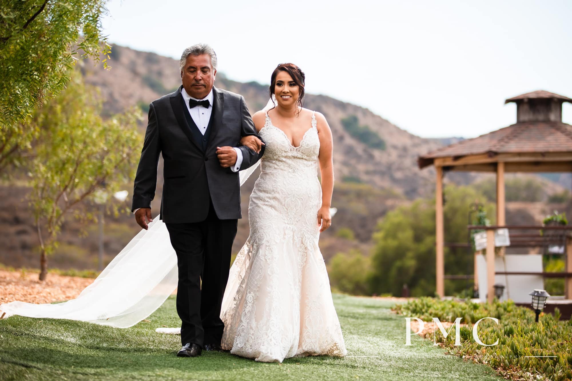 La Hacienda Outdoor Venue - Best San Diego Wedding Photographer-19.jpg