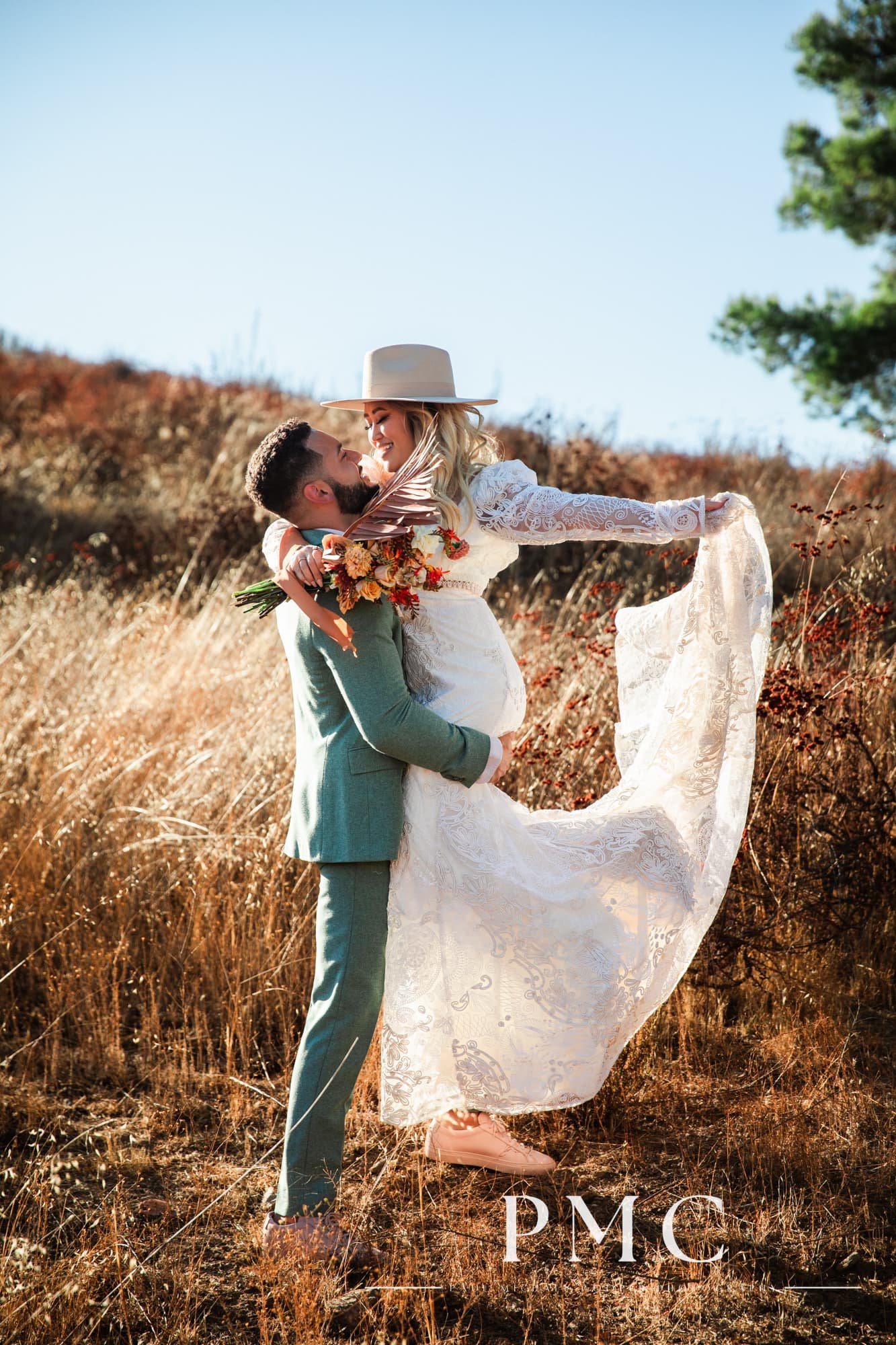 Boho Summer Temecula Outdoor Wedding - Best Southern California Wedding Photographer-12.jpg